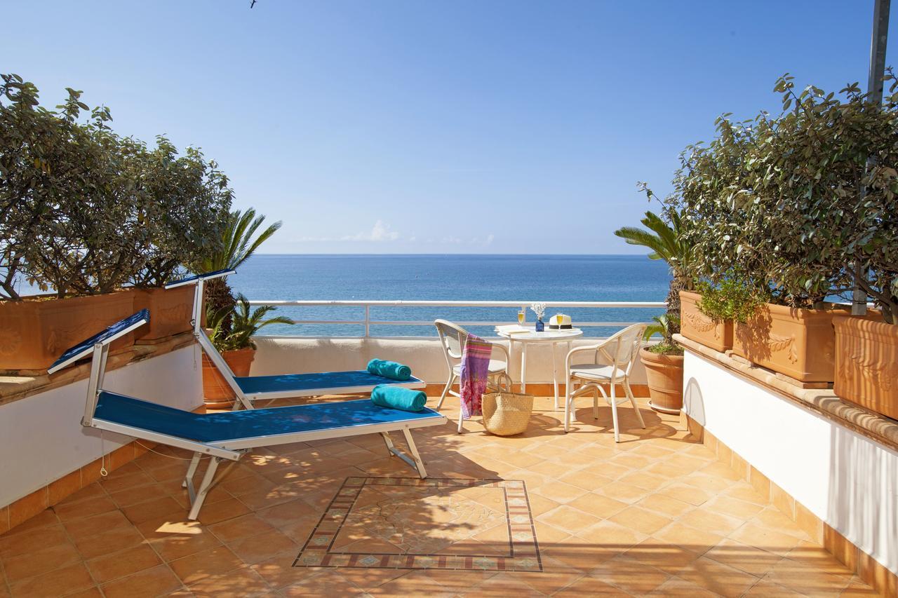Il Cefalo Hotel & Restaurant Castellabate Exteriör bild
