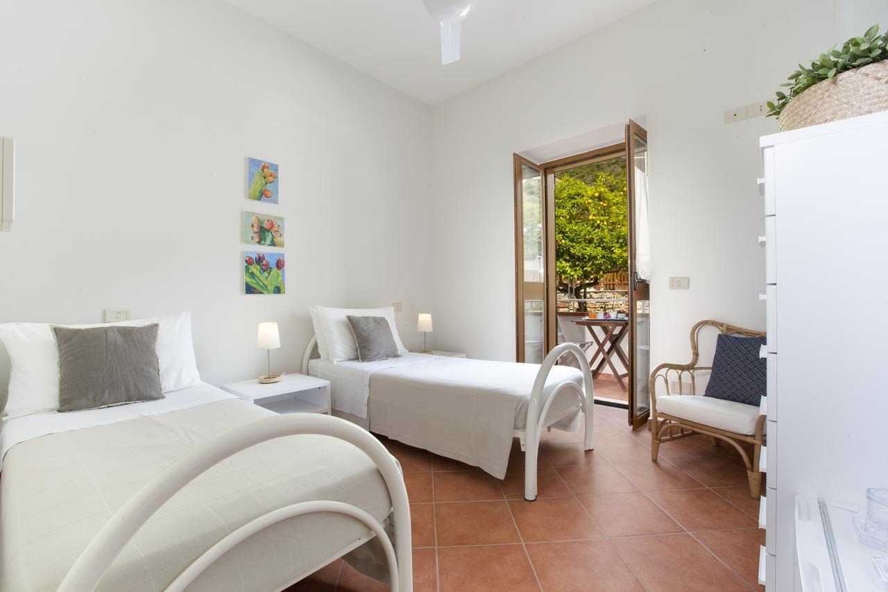 Il Cefalo Hotel & Restaurant Castellabate Exteriör bild