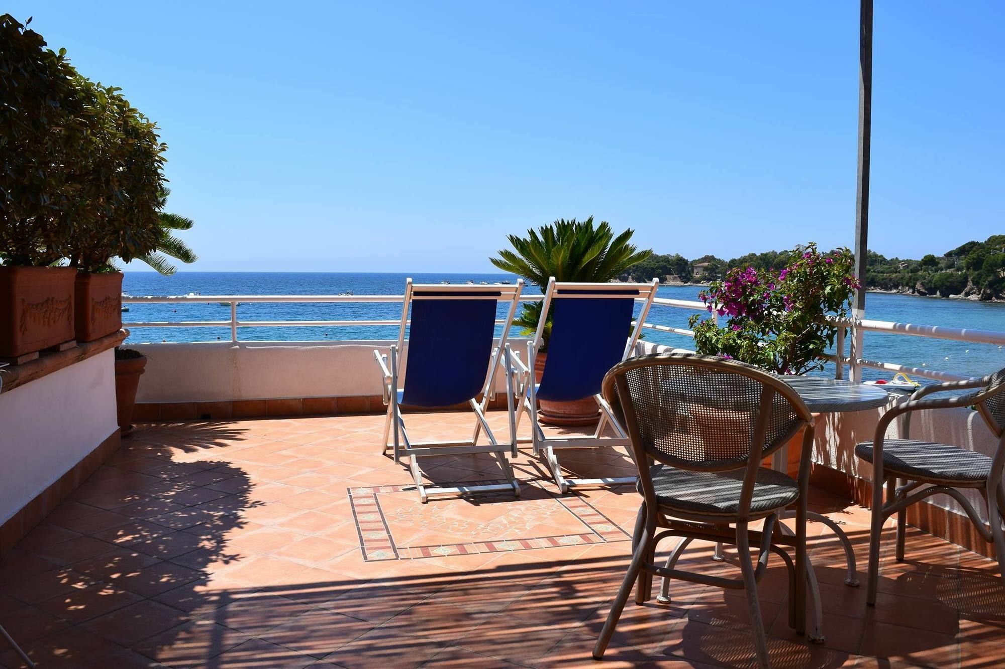 Il Cefalo Hotel & Restaurant Castellabate Exteriör bild