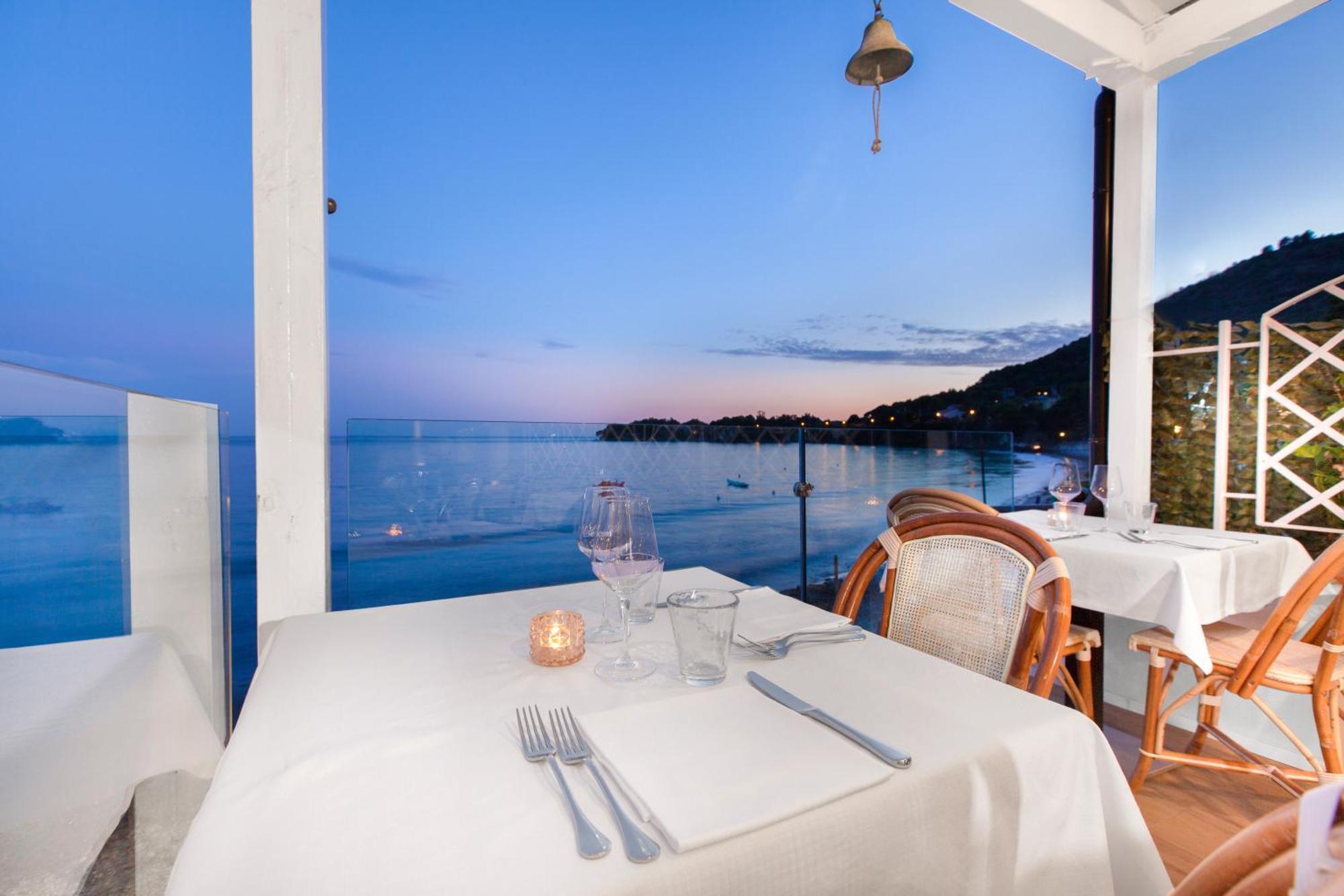 Il Cefalo Hotel & Restaurant Castellabate Exteriör bild